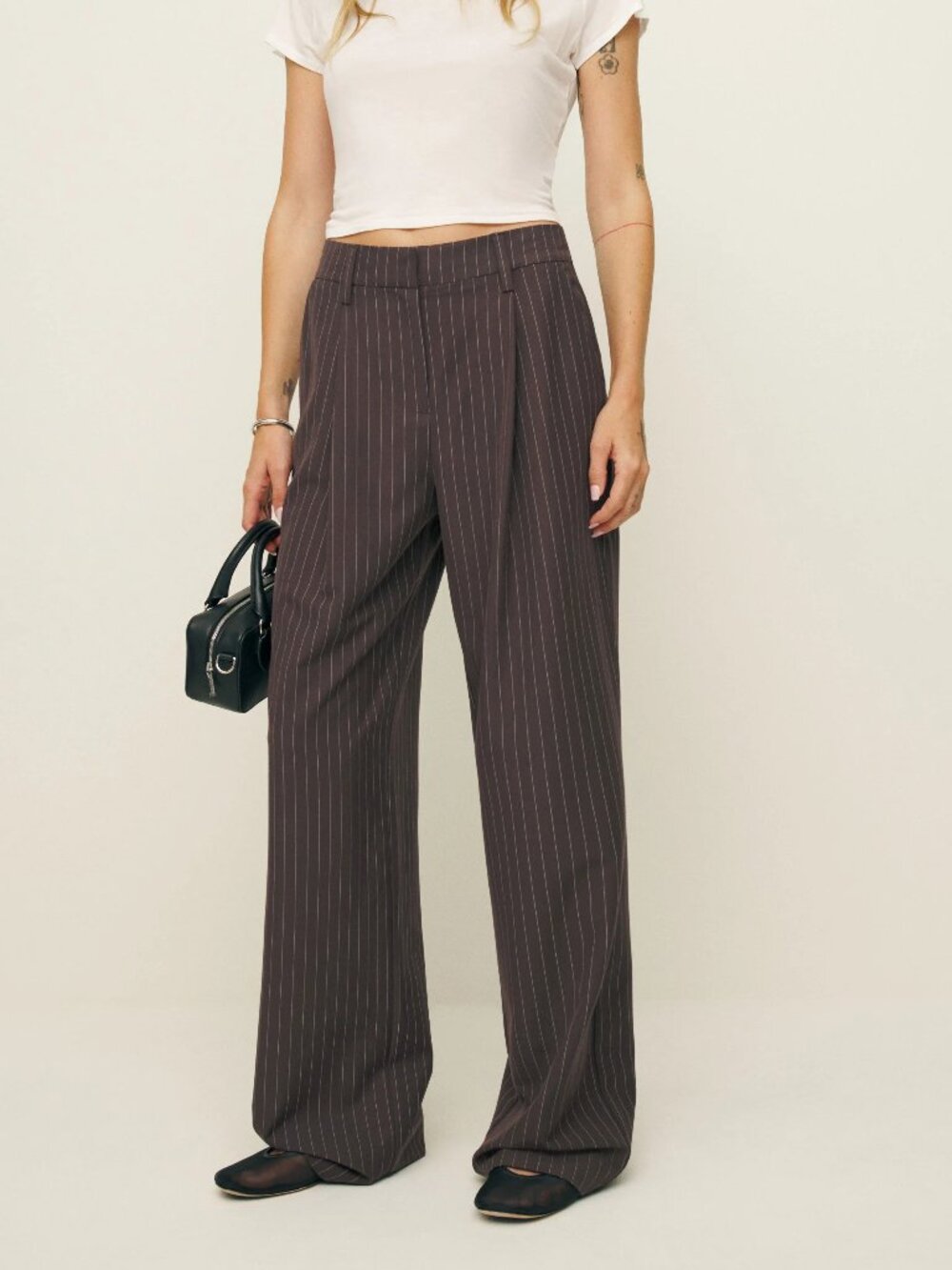 Reformation Alex Mid Rise Pant in Chocolate Stripe, Size 0